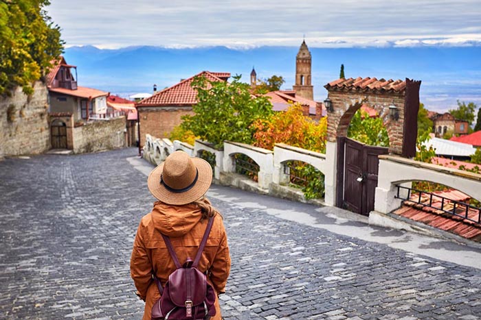 Discover the World on a Budget: How to Make Your Dream Vacations a Reality